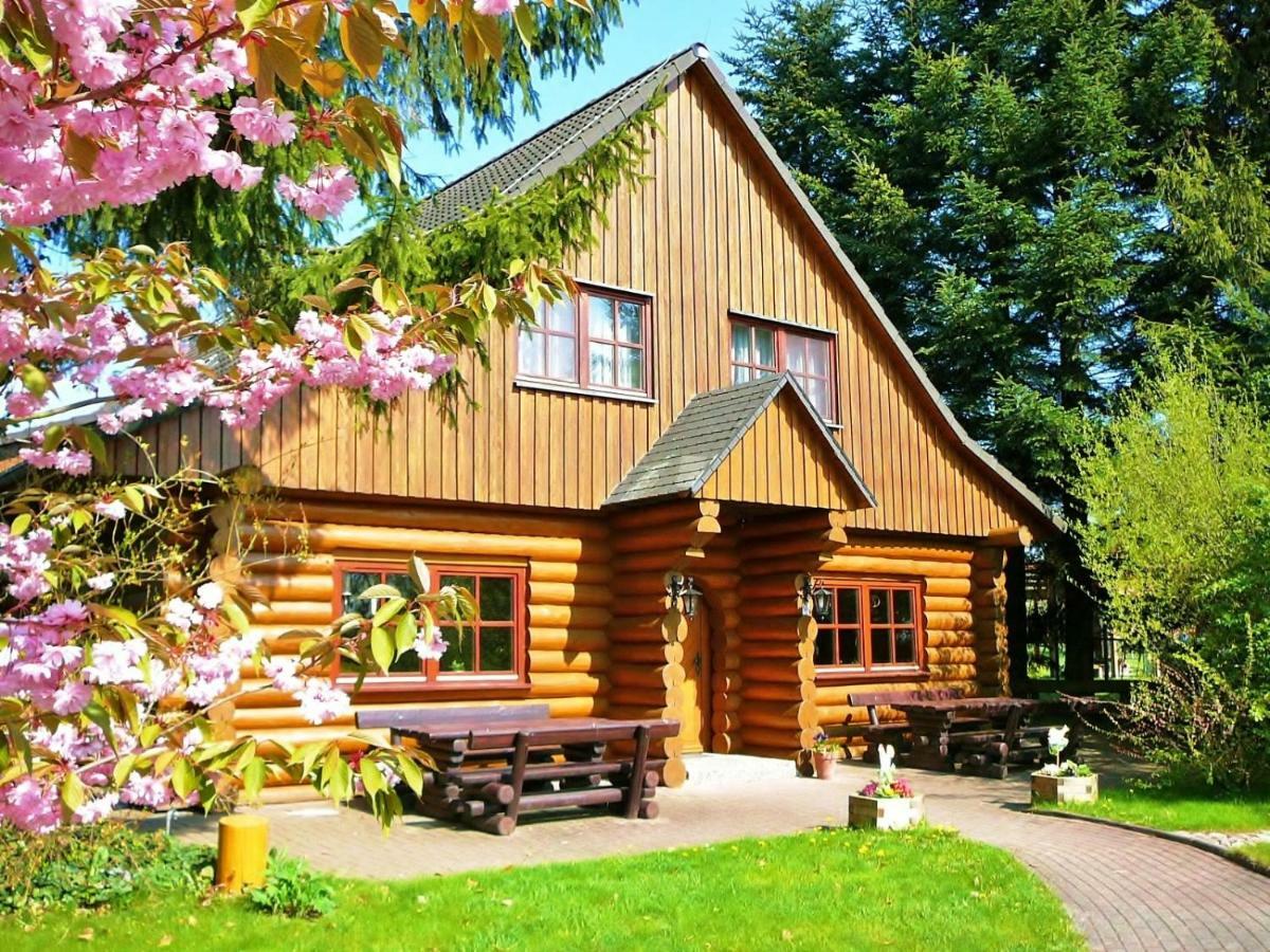 Hotel Restaurant Baumhaus Klein Pravtshagen Extérieur photo